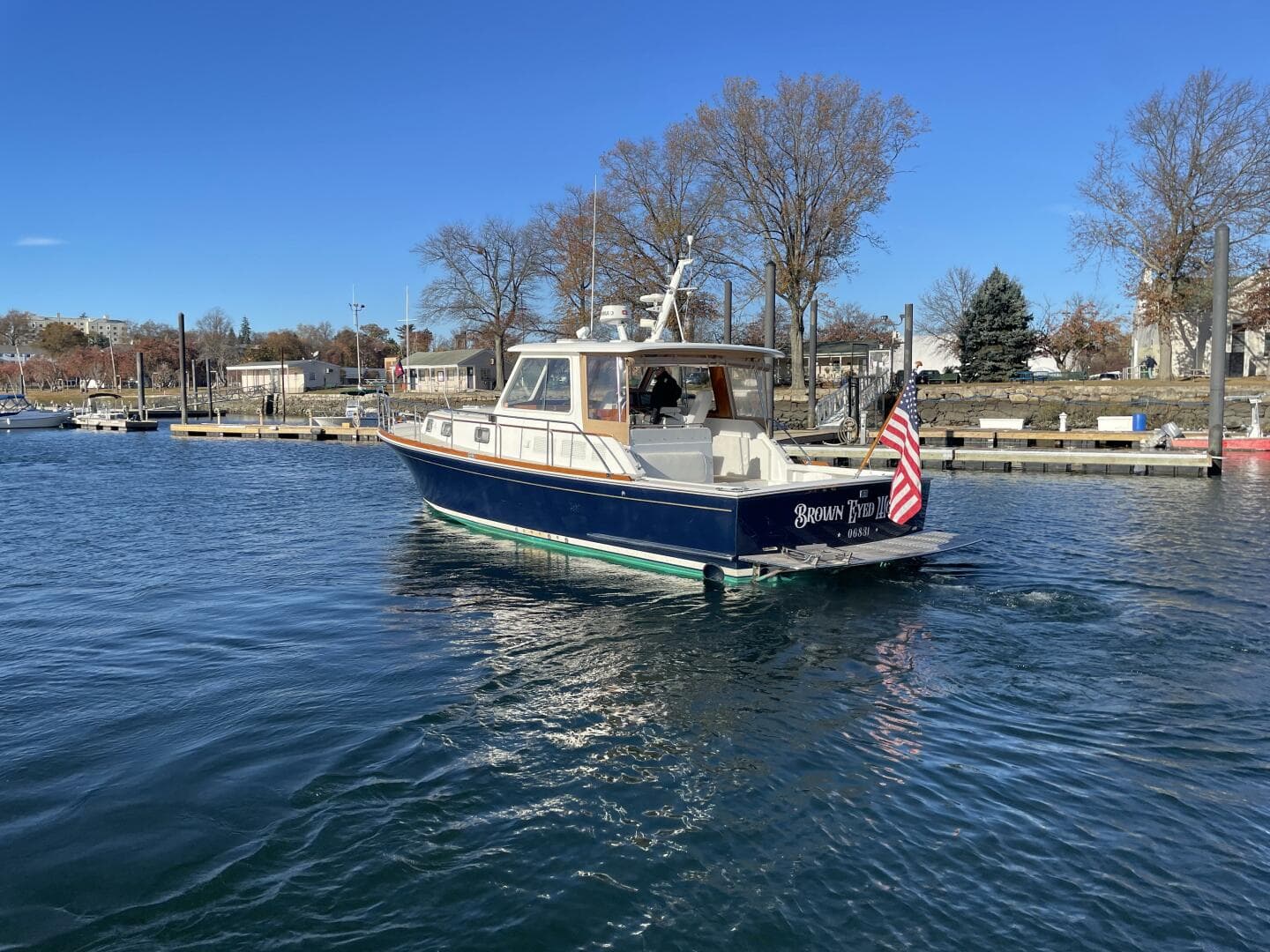 Grand Banks Eastbay 38 HX