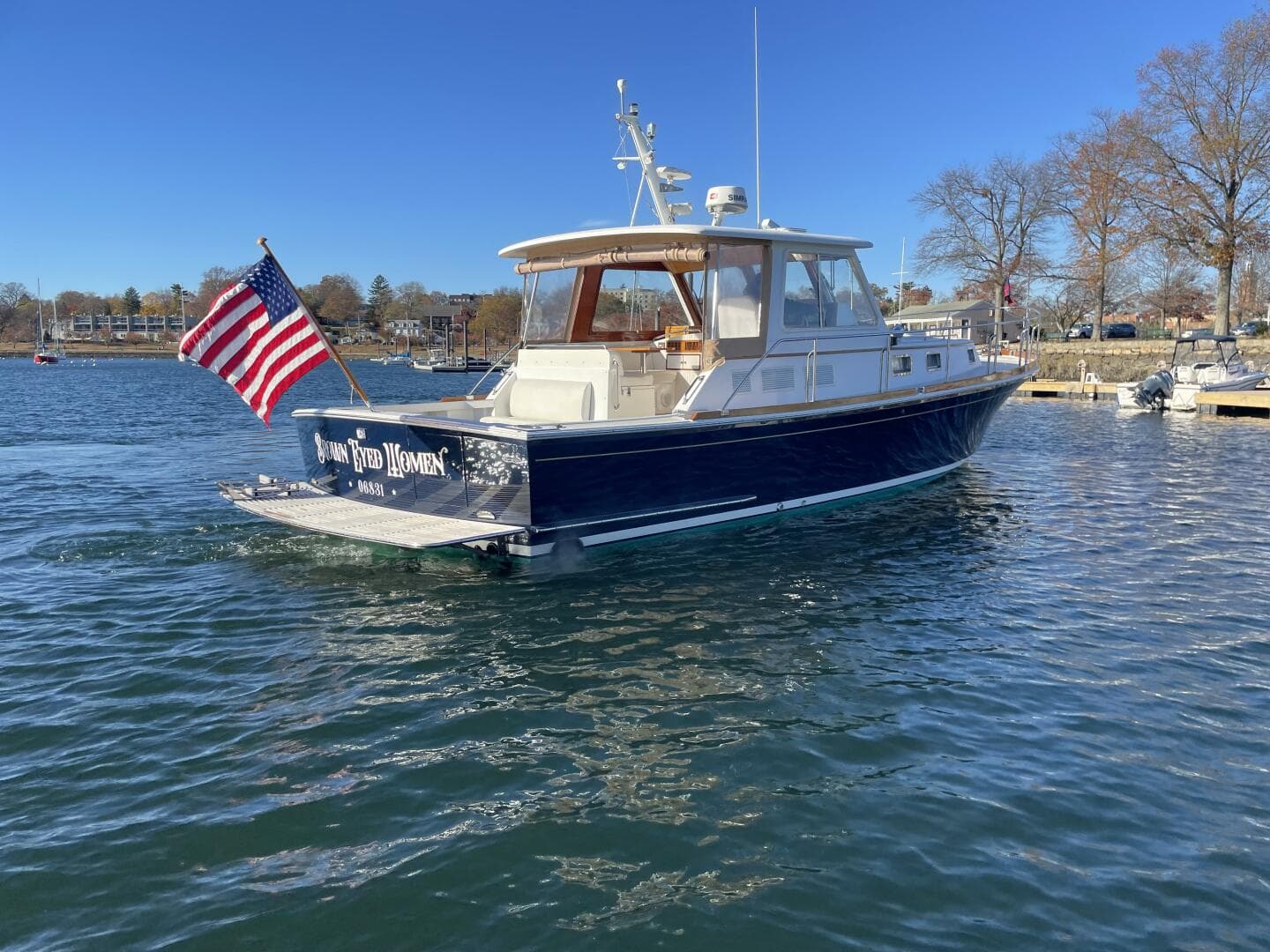 Grand Banks Eastbay 38 HX starboard stern quarter