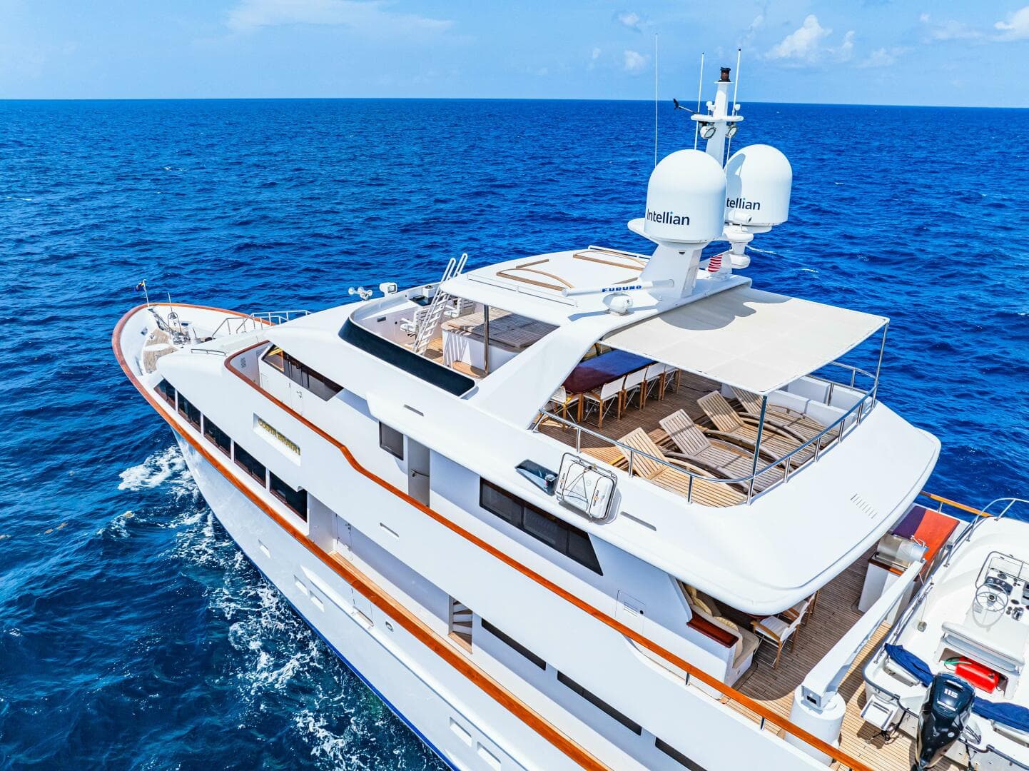 1996 Palmer Johnson TRI-DECK FB