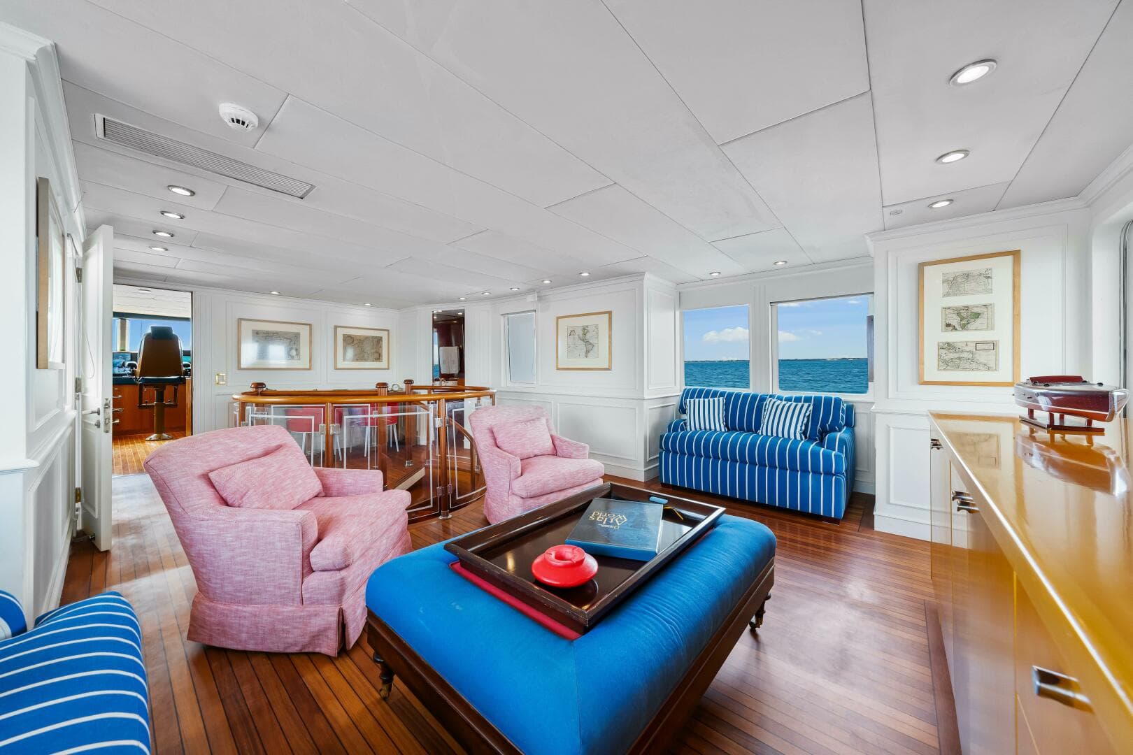 1996 Palmer Johnson TRI-DECK FB