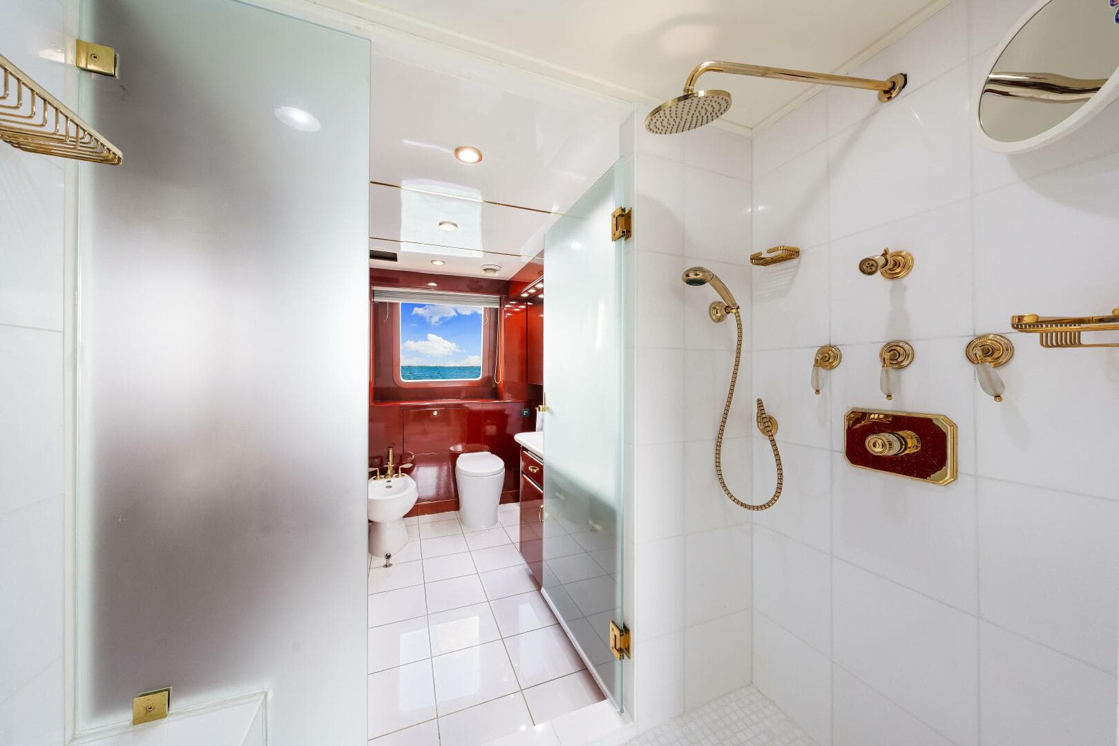 1996 Palmer Johnson TRI-DECK FB