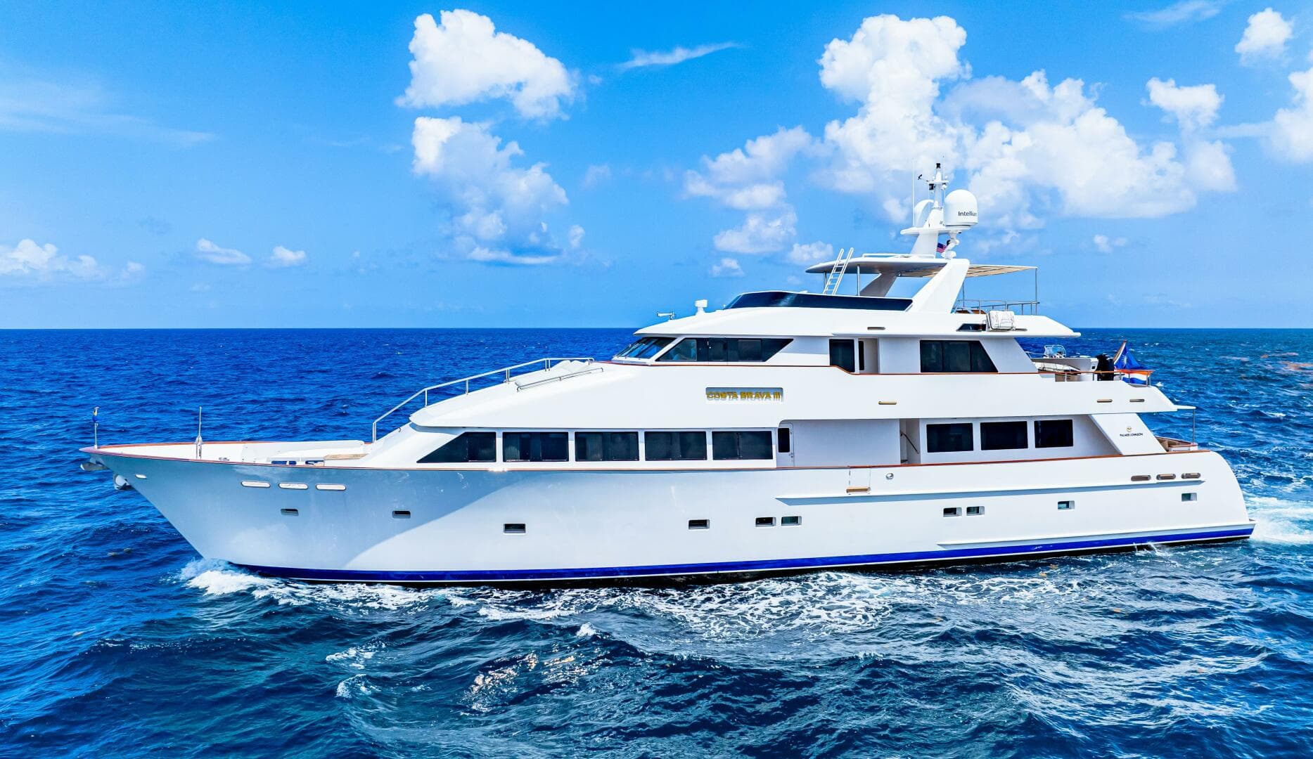 1996 Palmer Johnson TRI-DECK FB