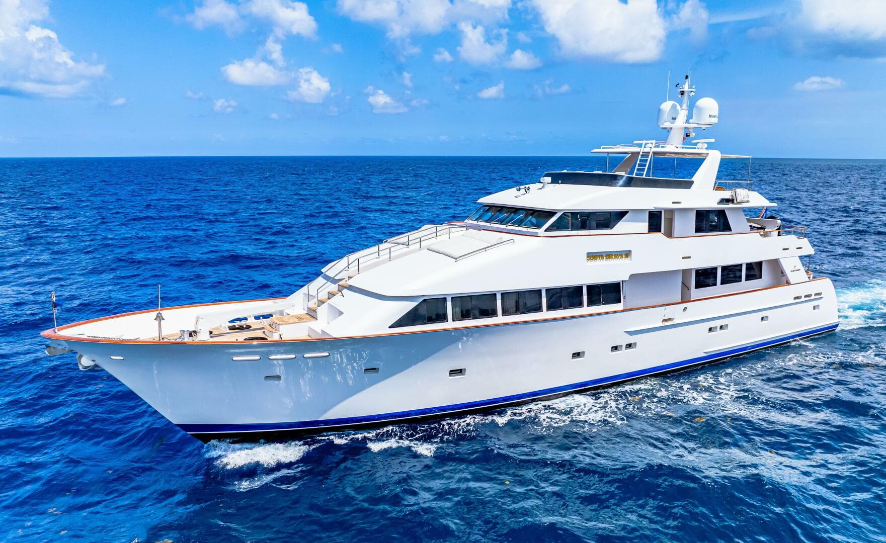 1996 Palmer Johnson TRI-DECK FB