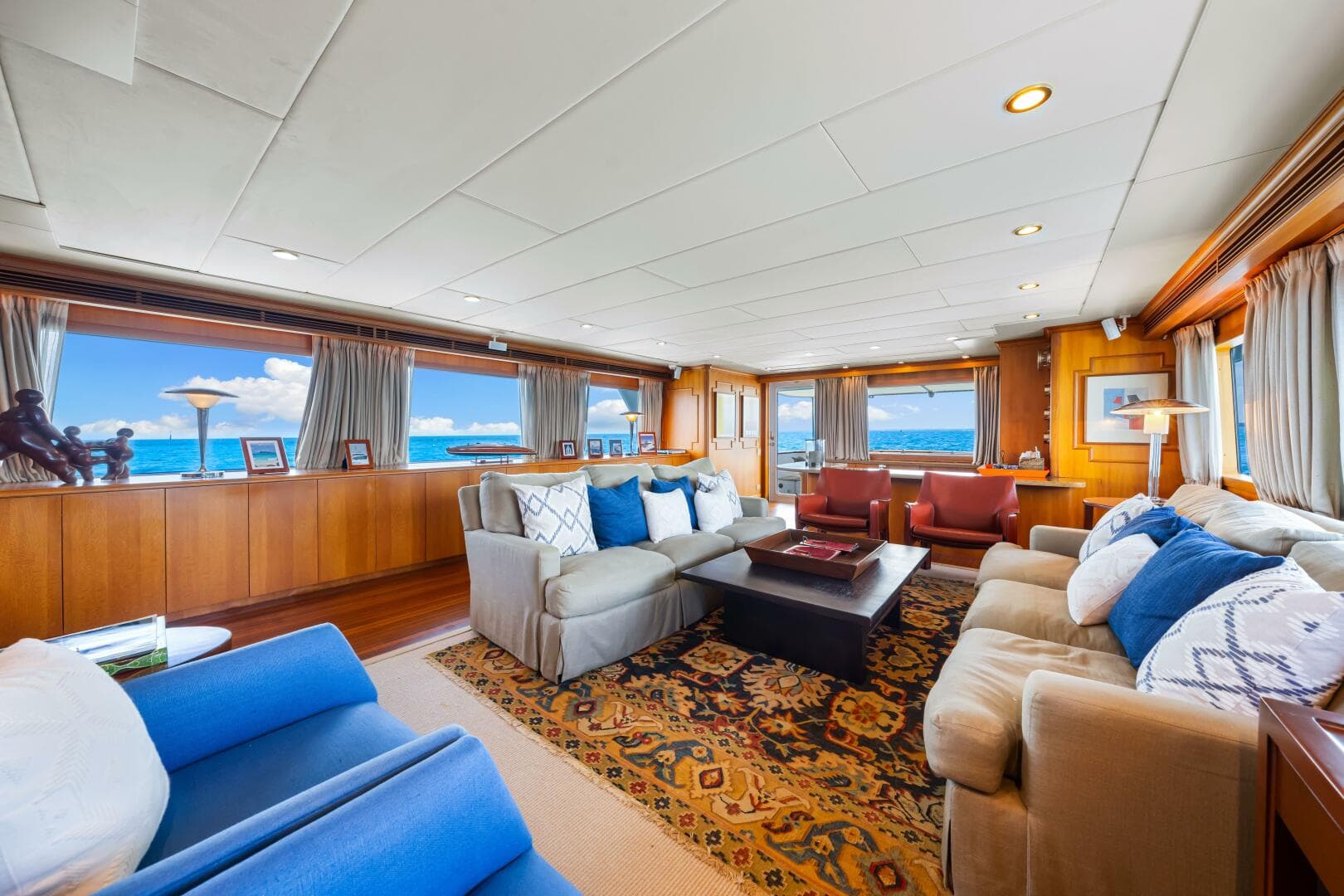 1996 Palmer Johnson TRI-DECK FB