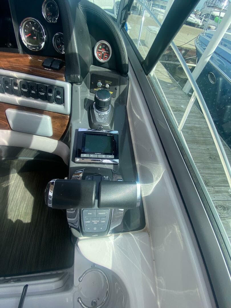 2018 Four Winns 355 Vista