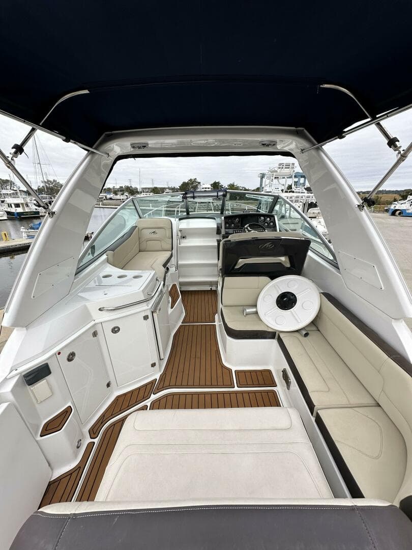 2018 Monterey 295 SY