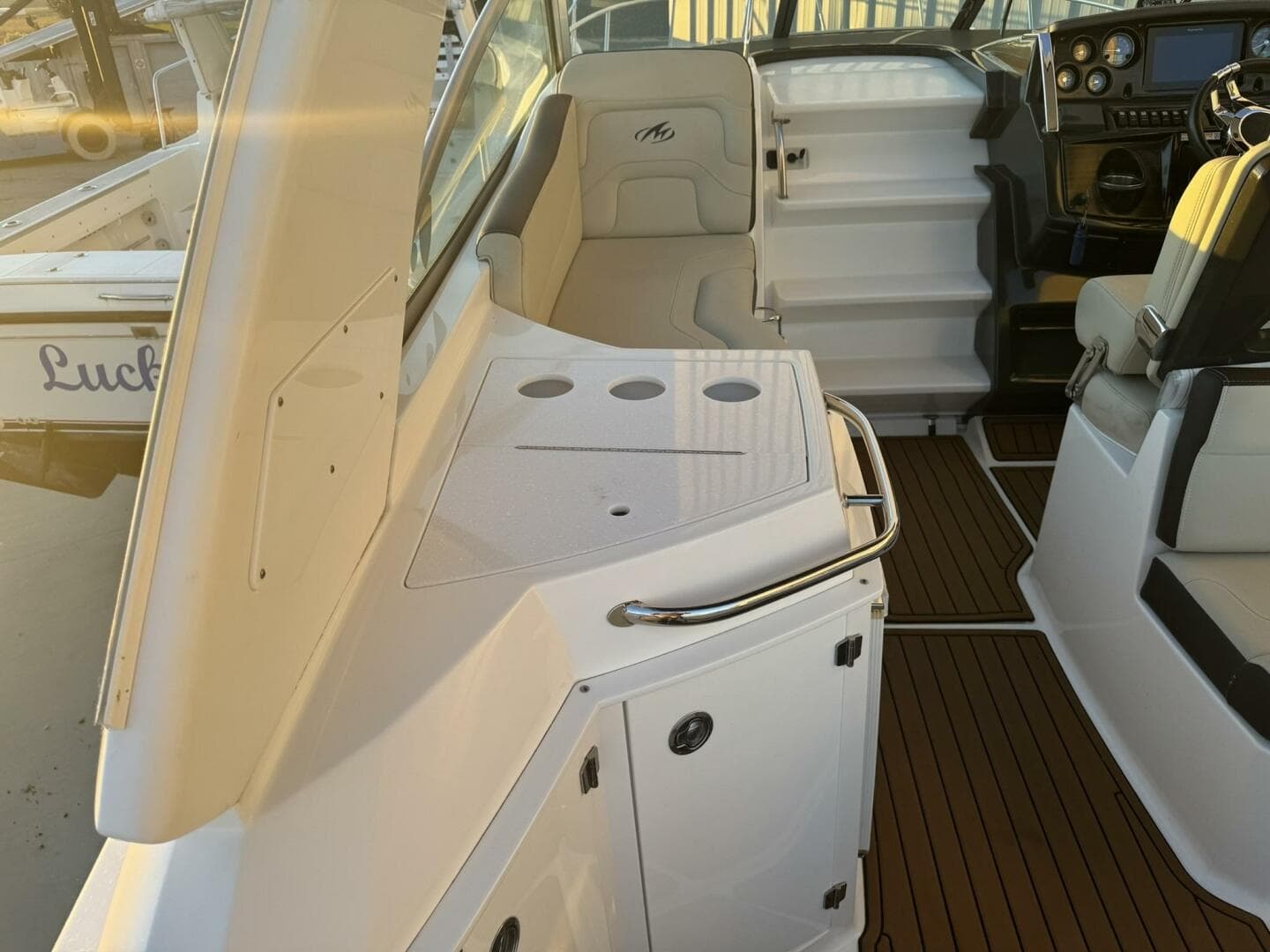 2018 Monterey 295 SY