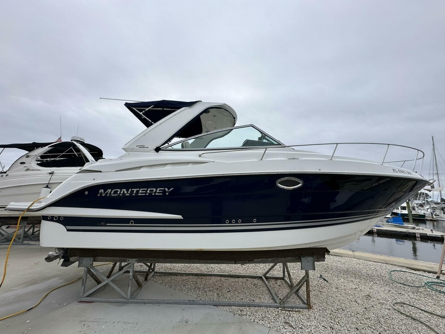 2018 Monterey 295 SY