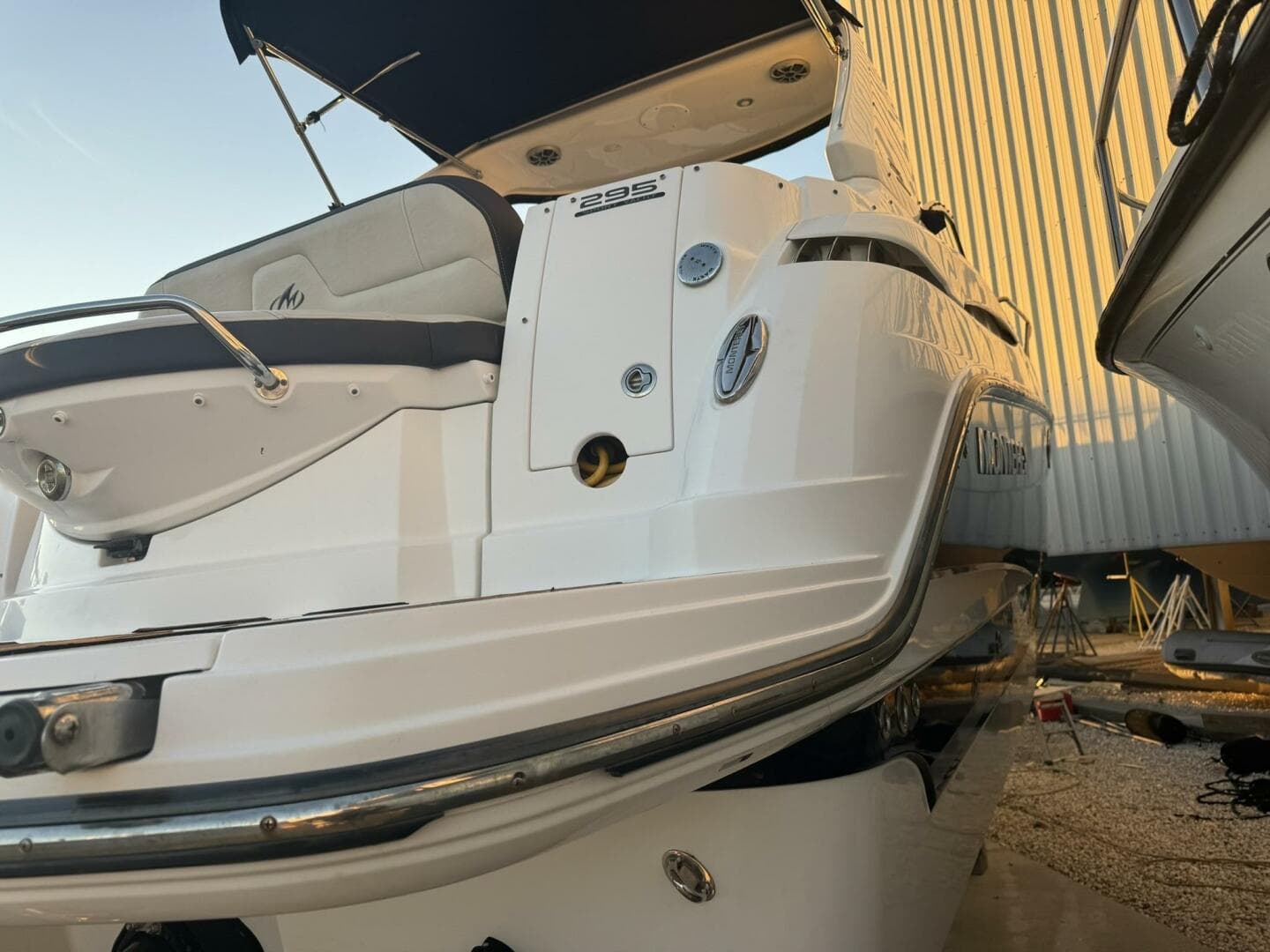 2018 Monterey 295 SY