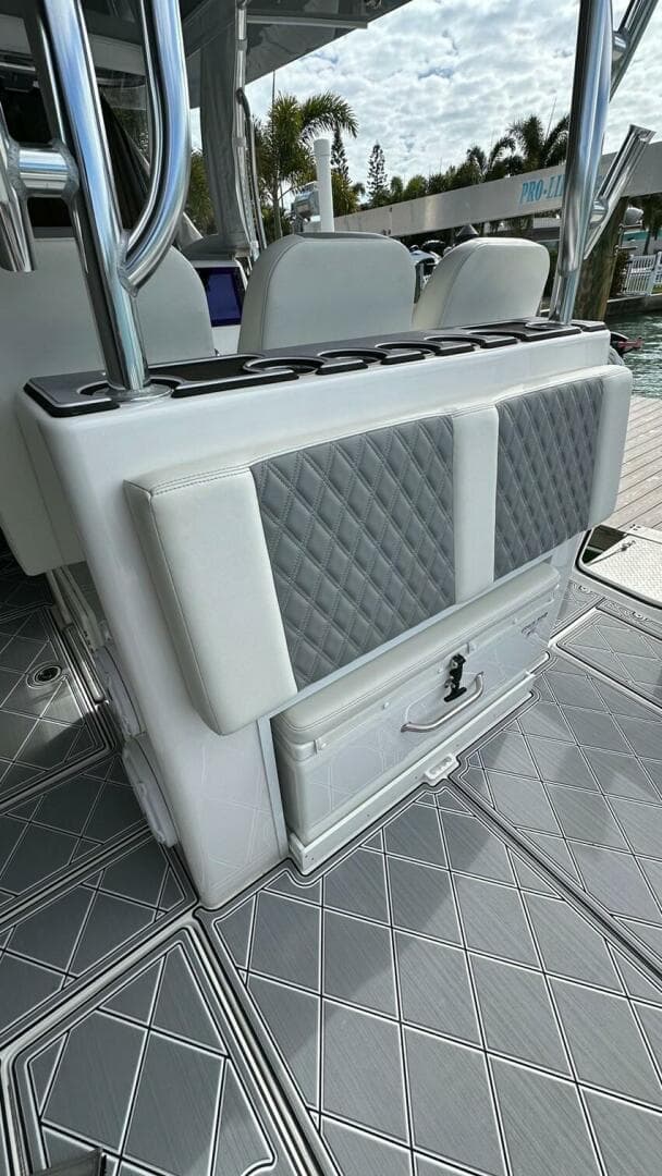 2023 Front Runner 36 CC