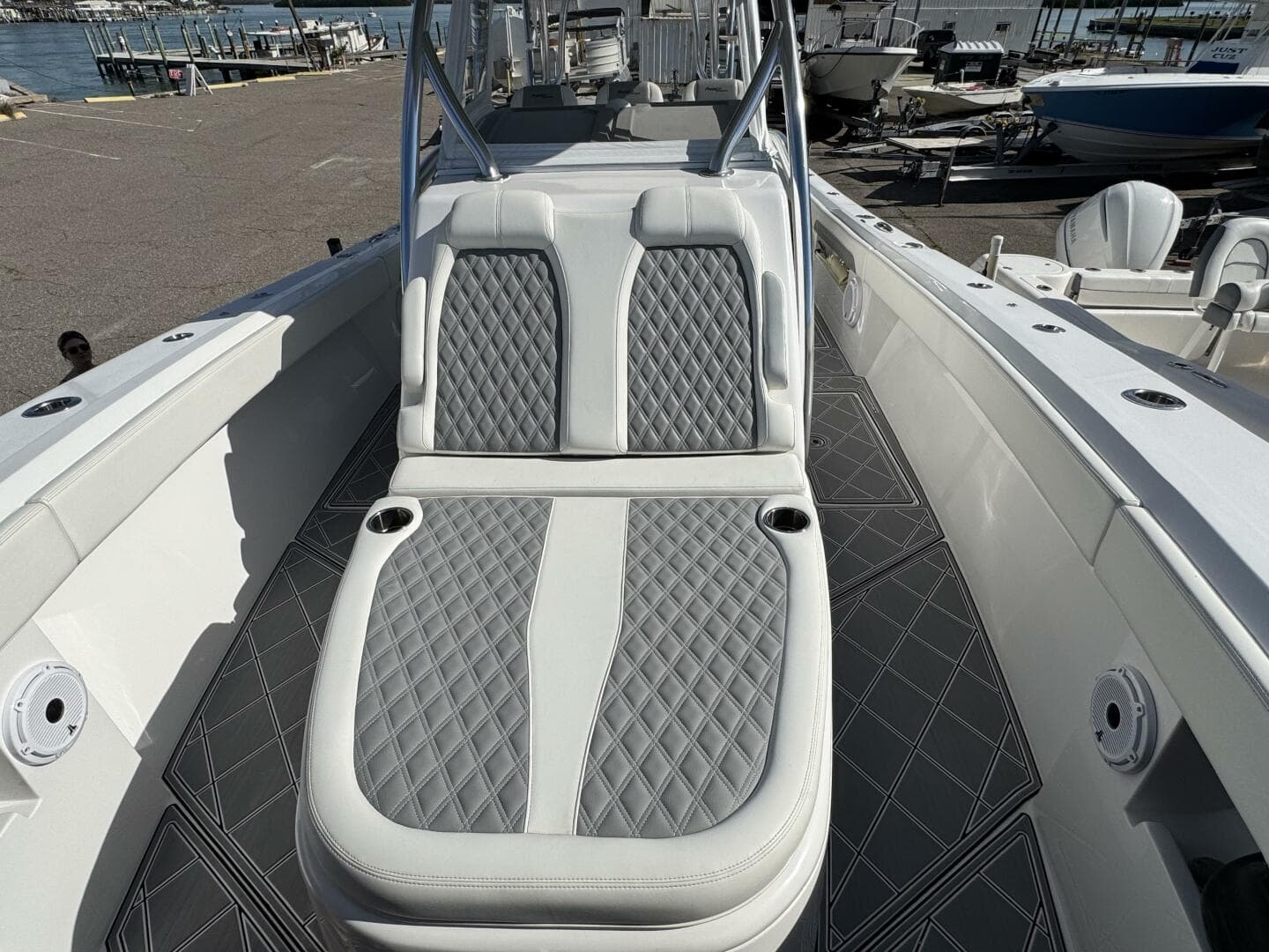 2023 Front Runner 36 CC