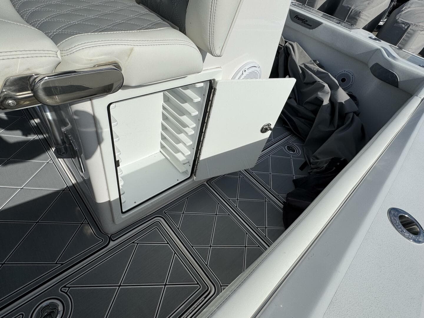 2023 Front Runner 36 CC