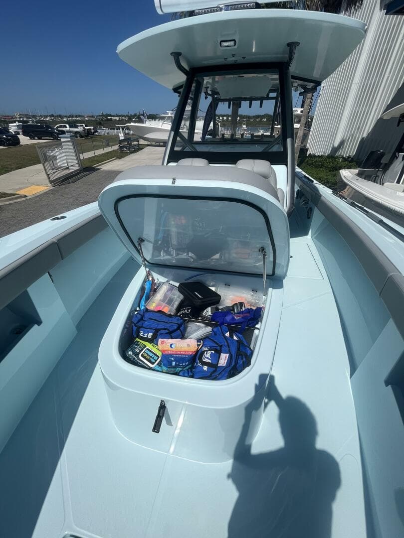 2024 Front Runner 36 CC