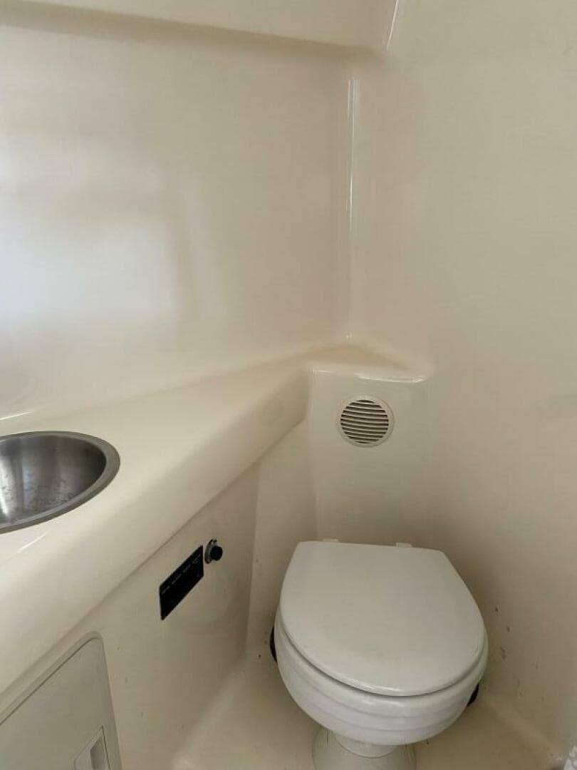 2006 Larson 274 Cabrio