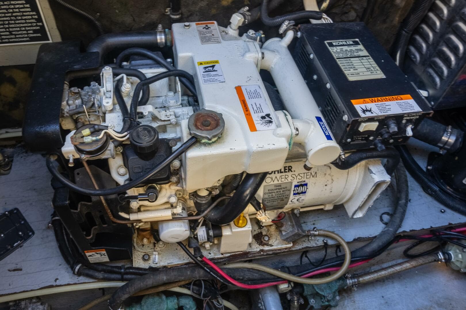 2000 Monterey 322 Cruiser