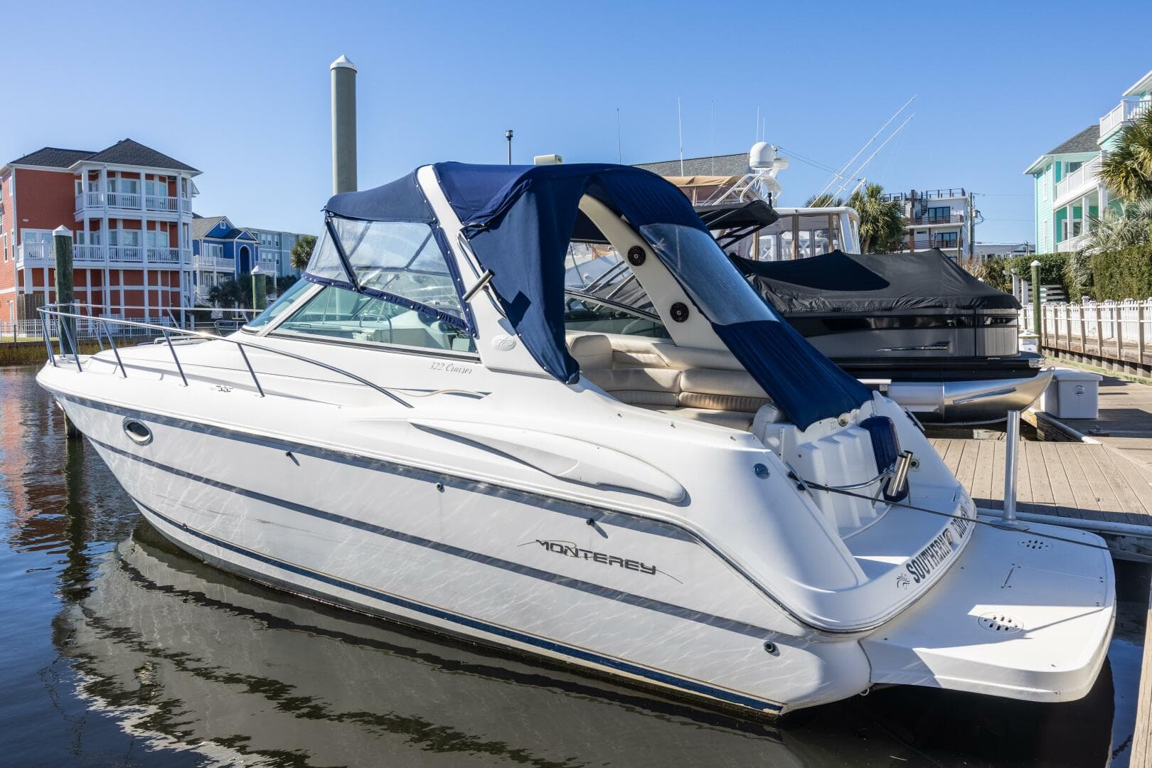 2000 Monterey 322 Cruiser