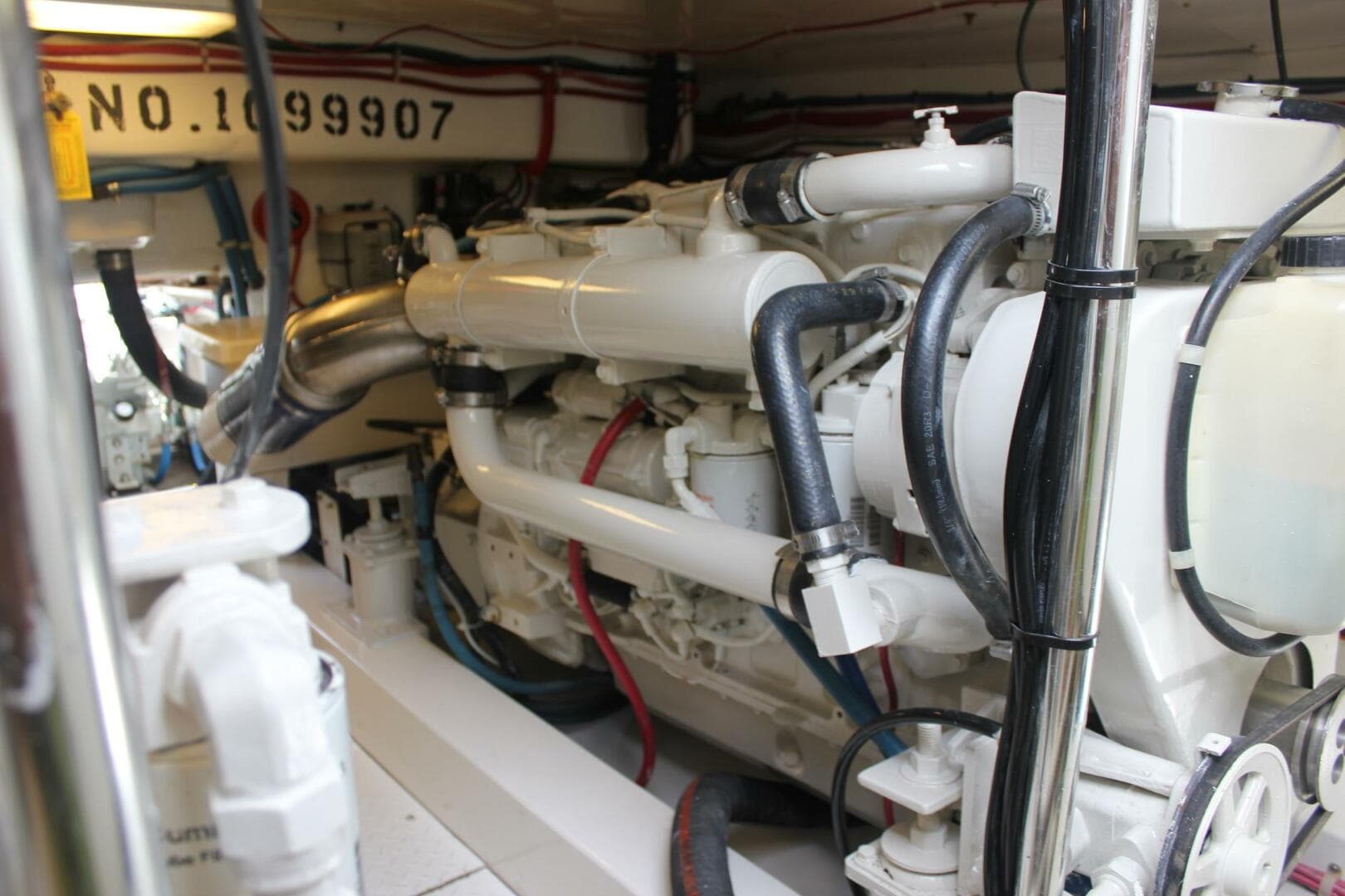 2000 Stolper 3800 Tournament Express