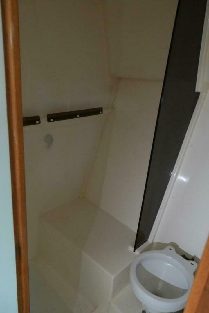 2000 Stolper 3800 Tournament Express