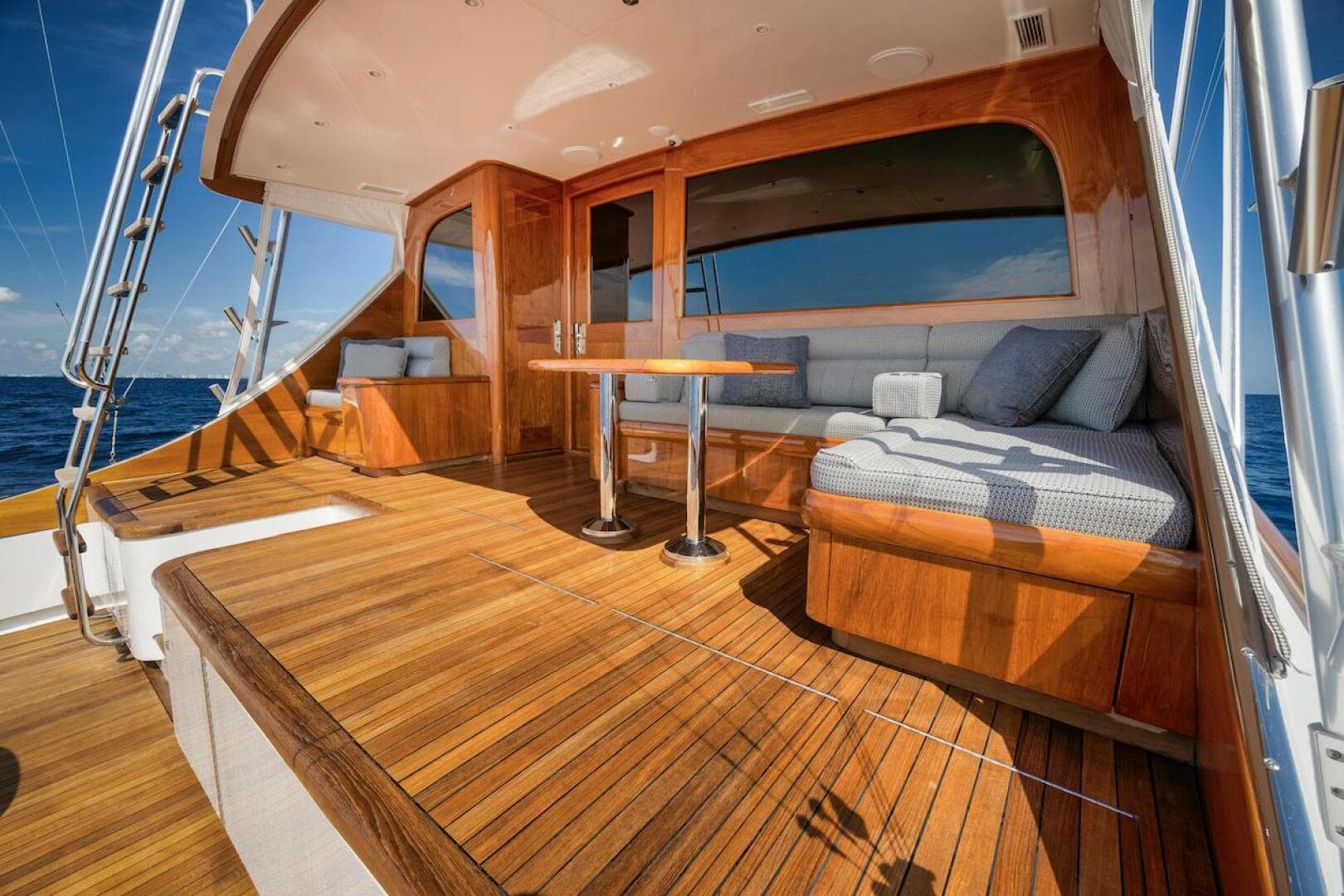 2016 Merritt 86' Enclosed Flybridge