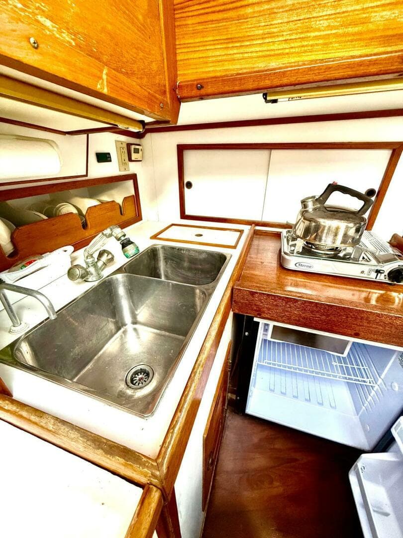 1993 Block Island 40