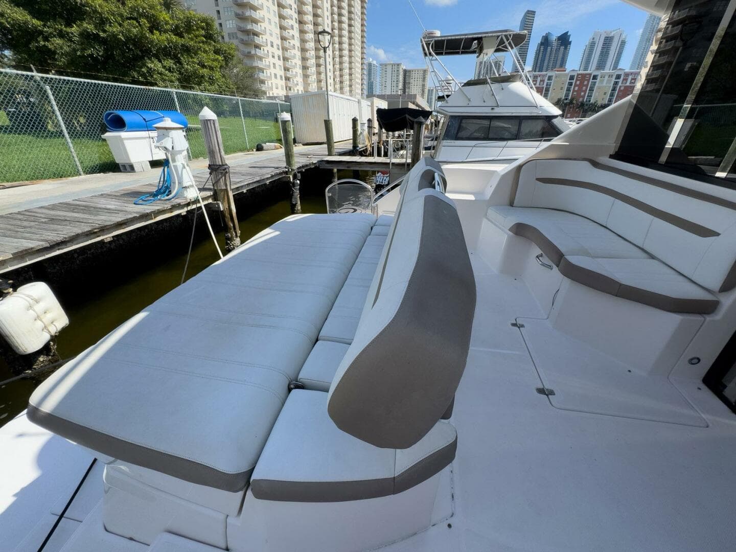 2016 Regal 46 Sport Coupe