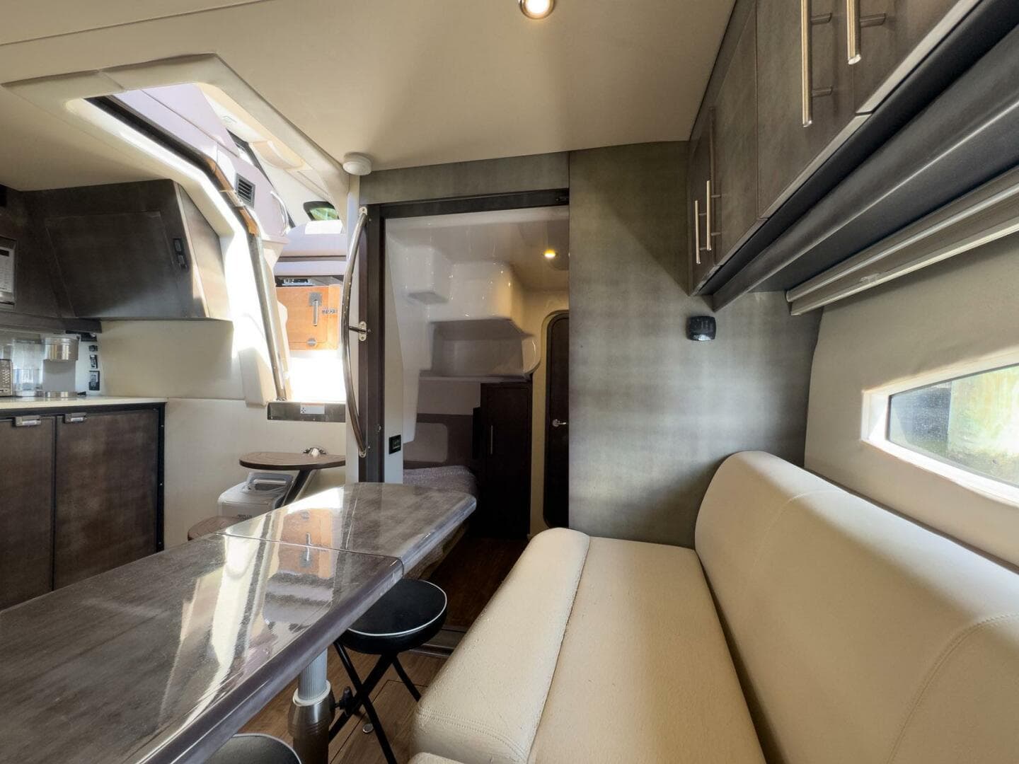 2016 Regal 46 Sport Coupe