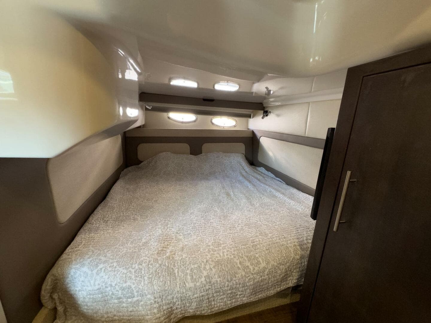 2016 Regal 46 Sport Coupe