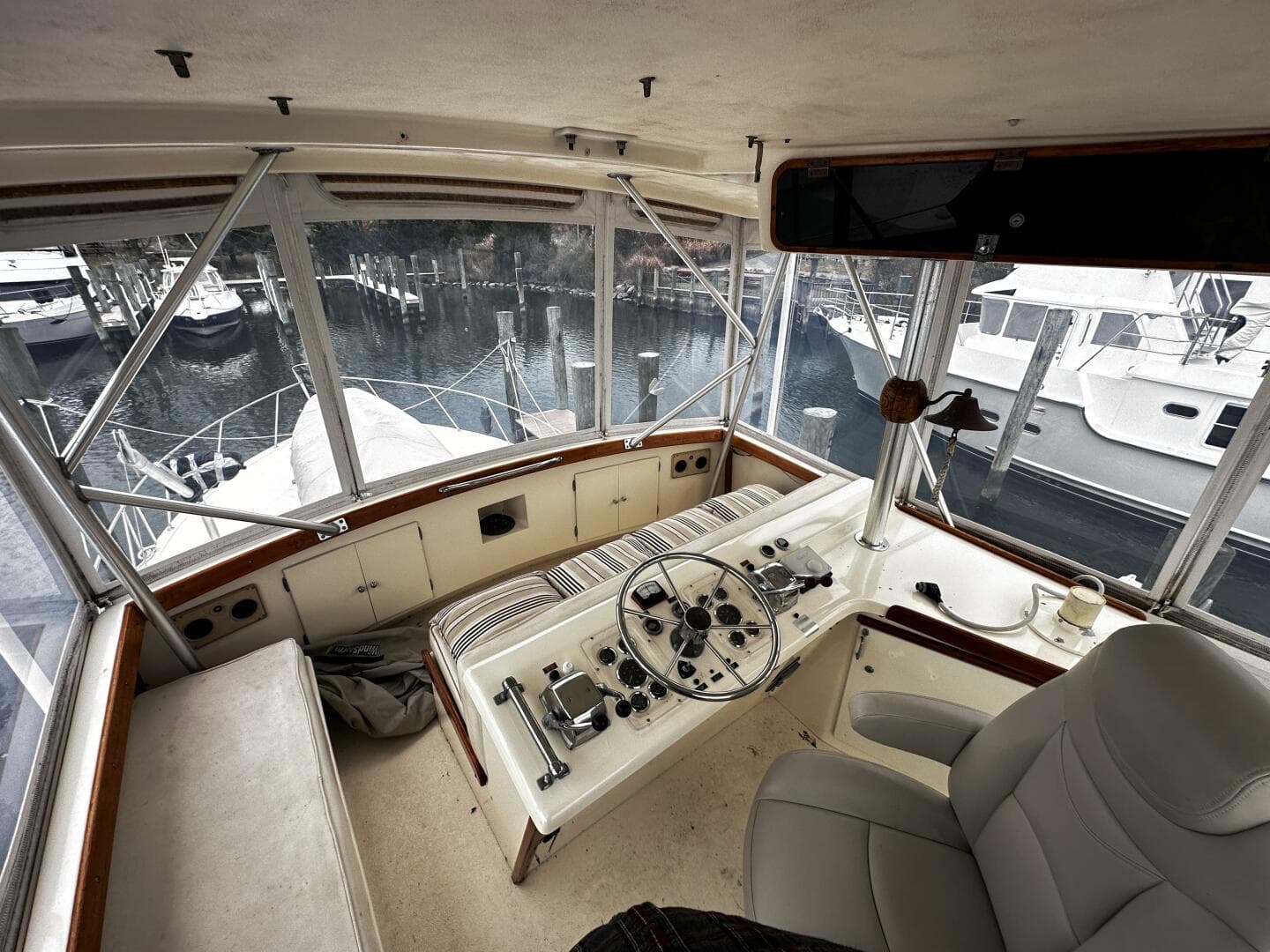 1985 Post 43 Sport Fisherman