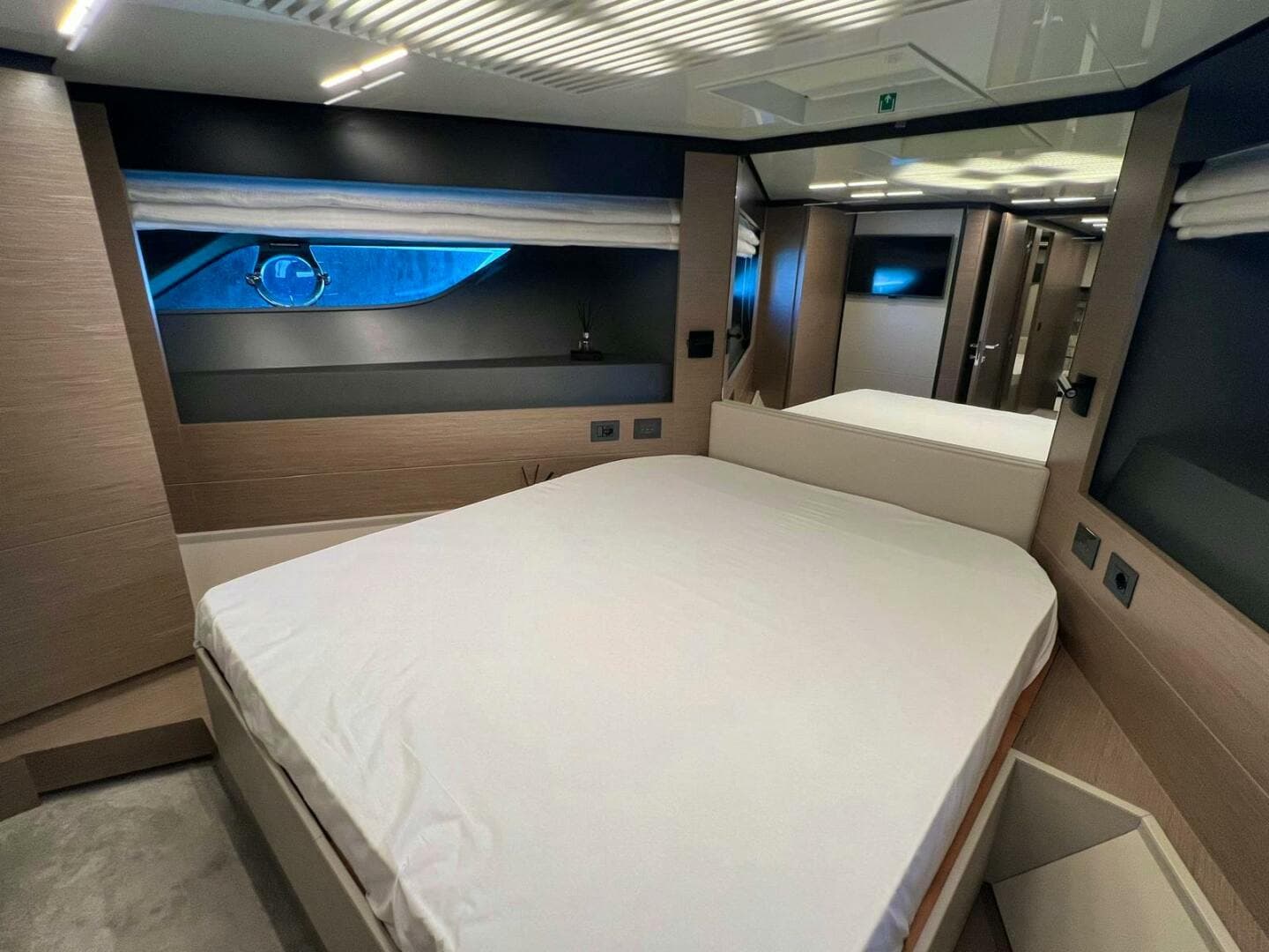 2019 Ferretti Yachts Ferretti 780