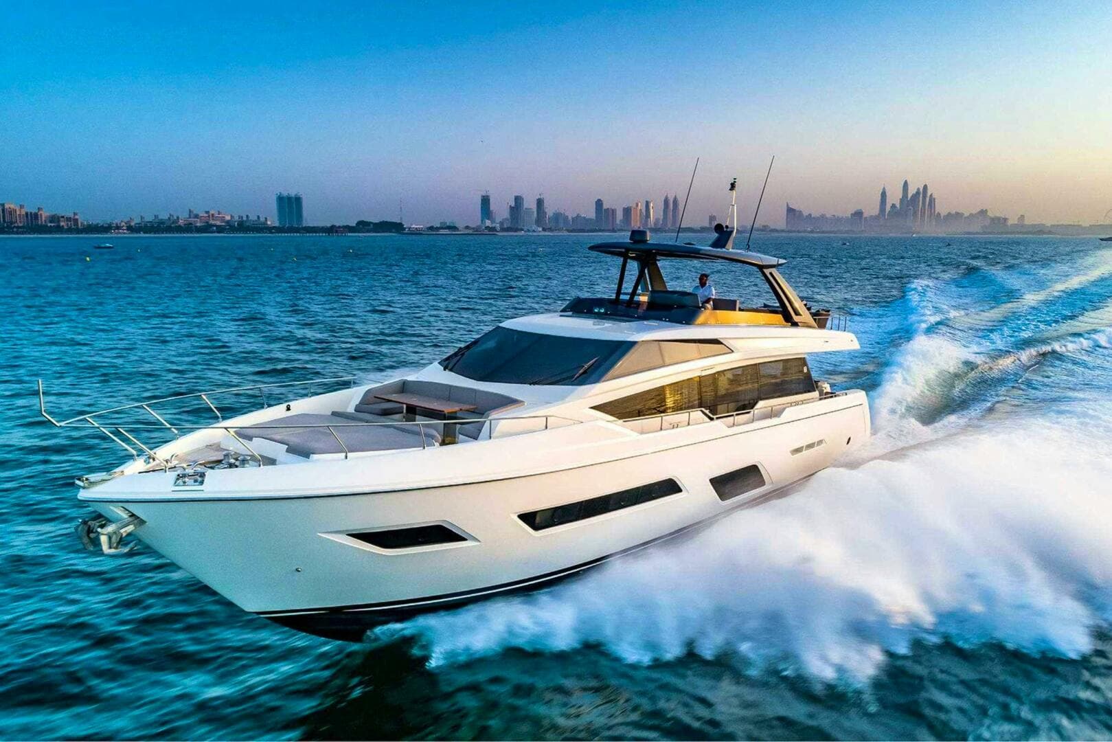 2019 Ferretti Yachts Ferretti 780