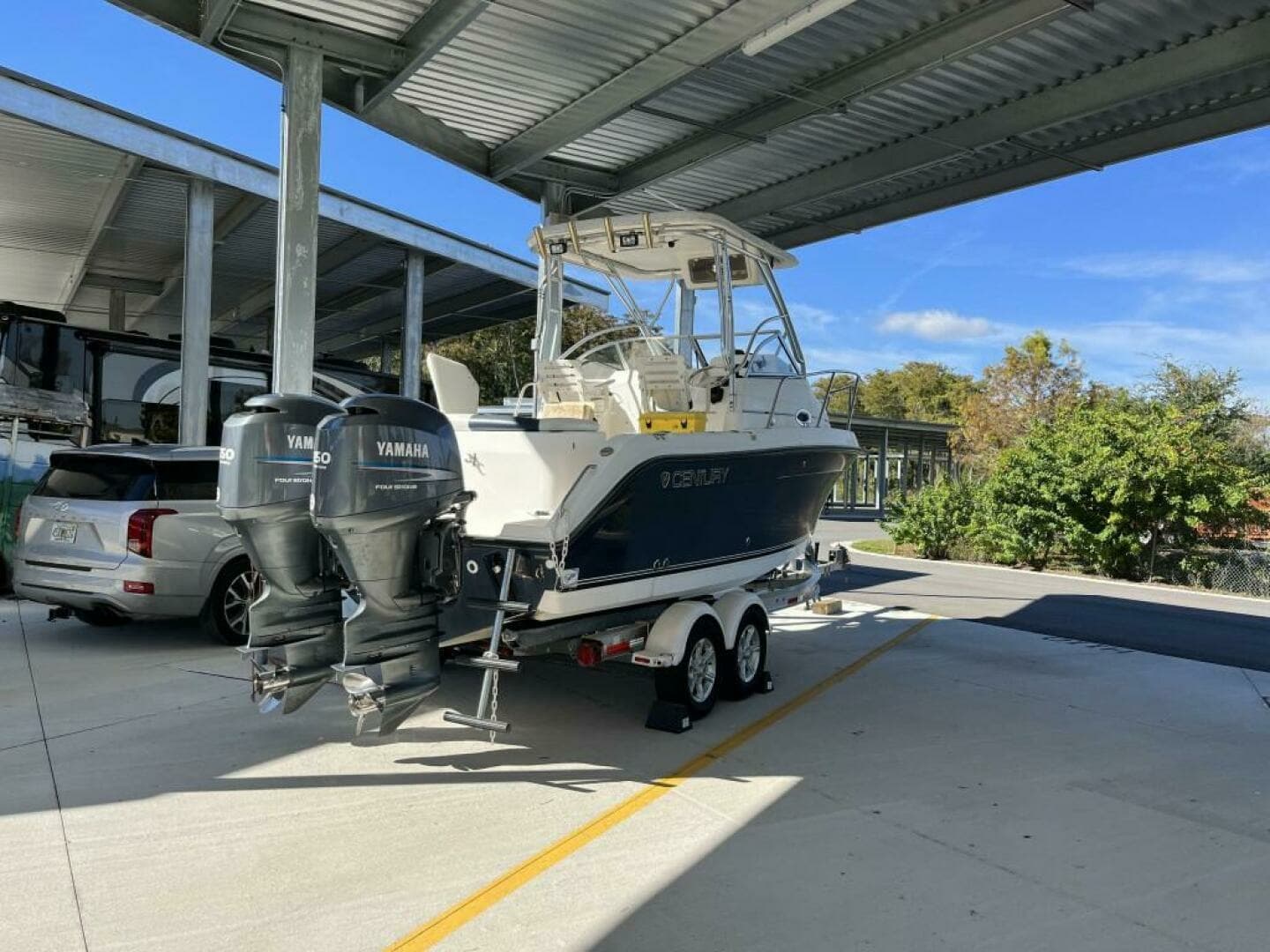 2006 Century 2400 WA