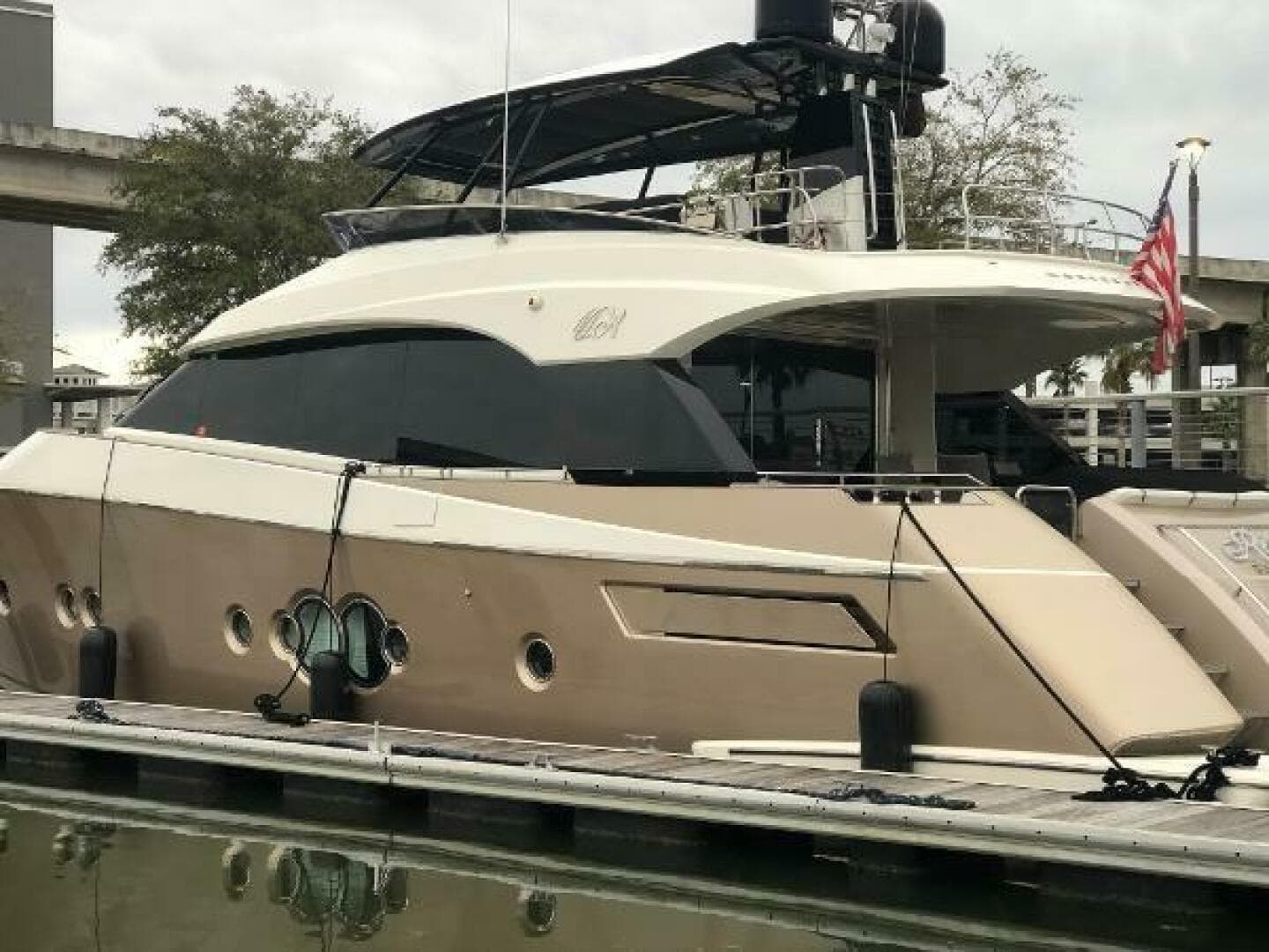 2012 Monte Carlo Yachts 76