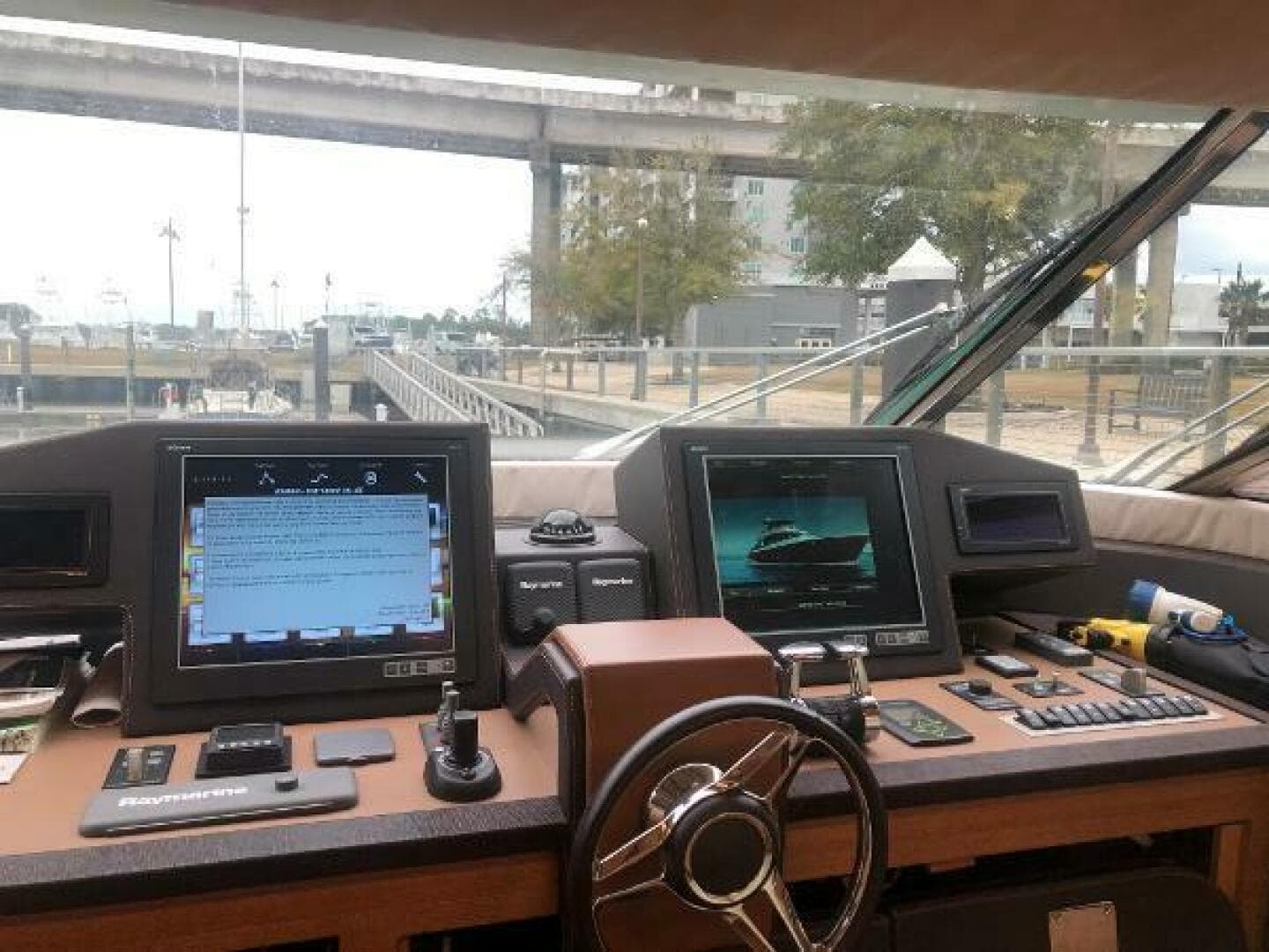 2012 Monte Carlo Yachts 76