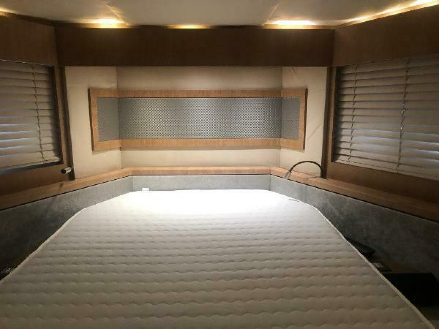 2012 Monte Carlo Yachts 76