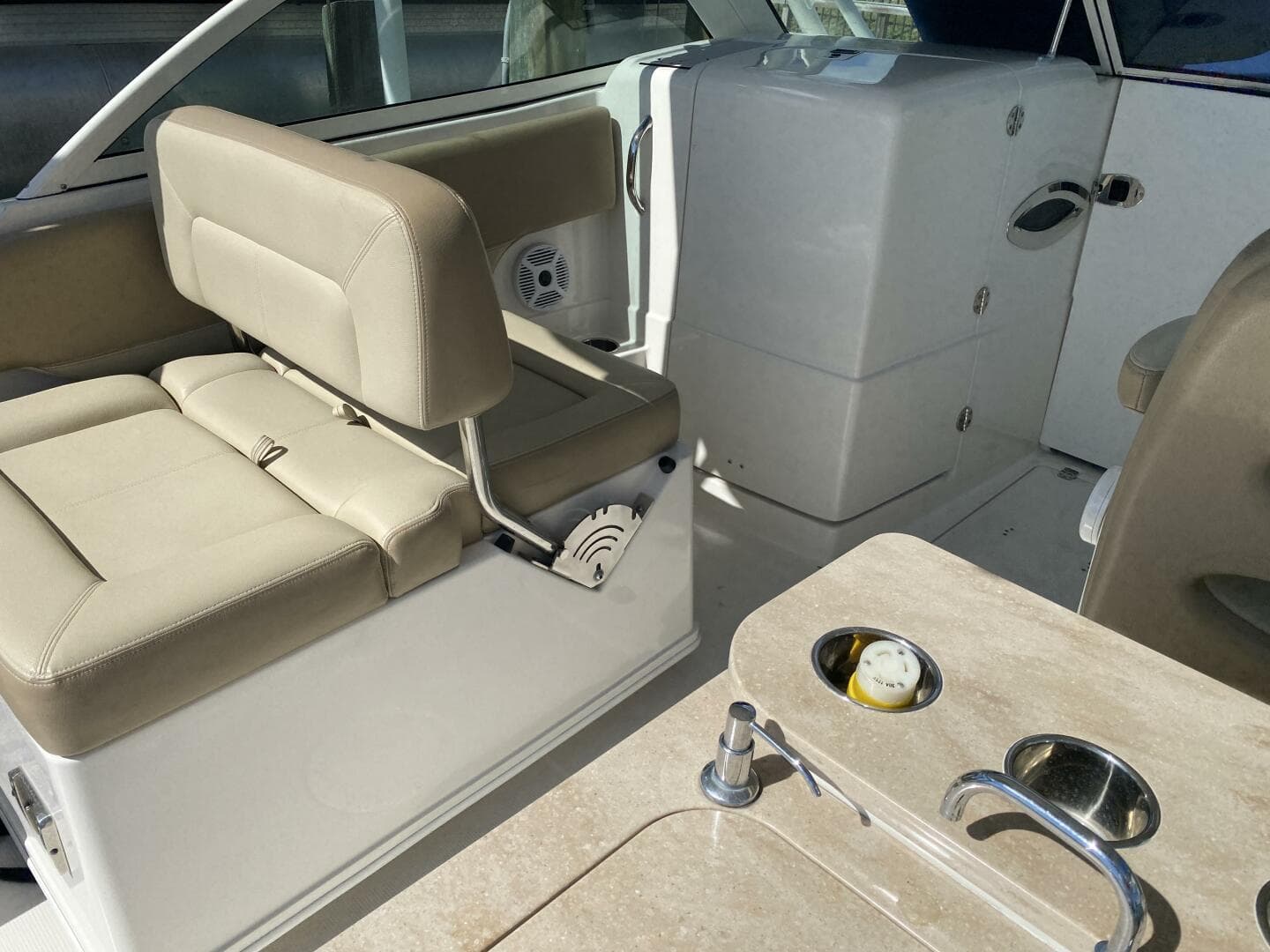 2018 Sailfish 275 Dual Console