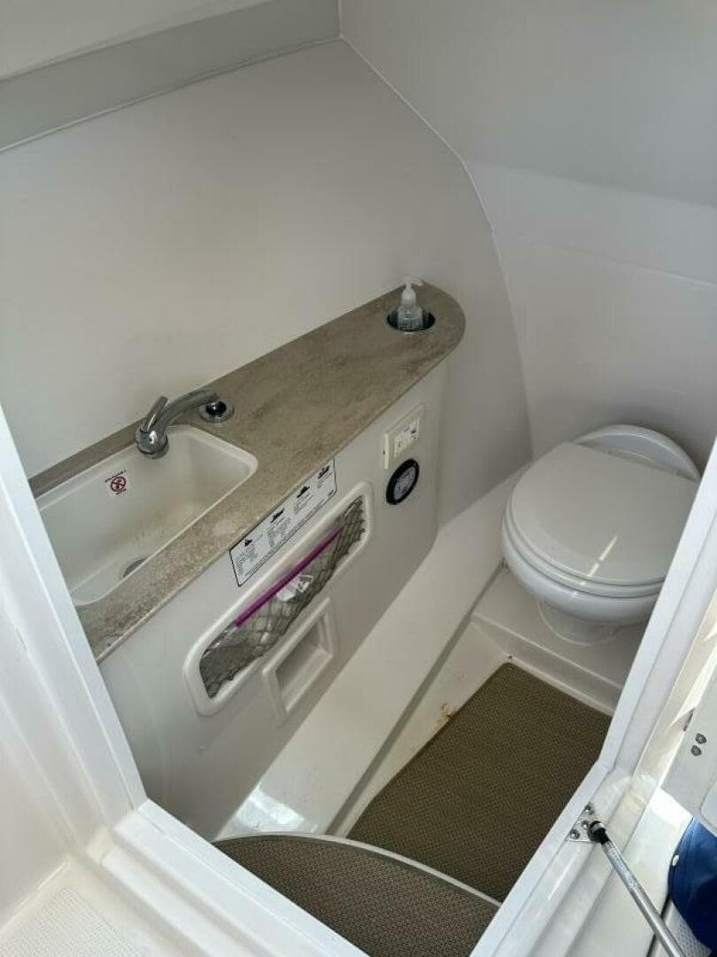 2018 Sailfish 275 Dual Console