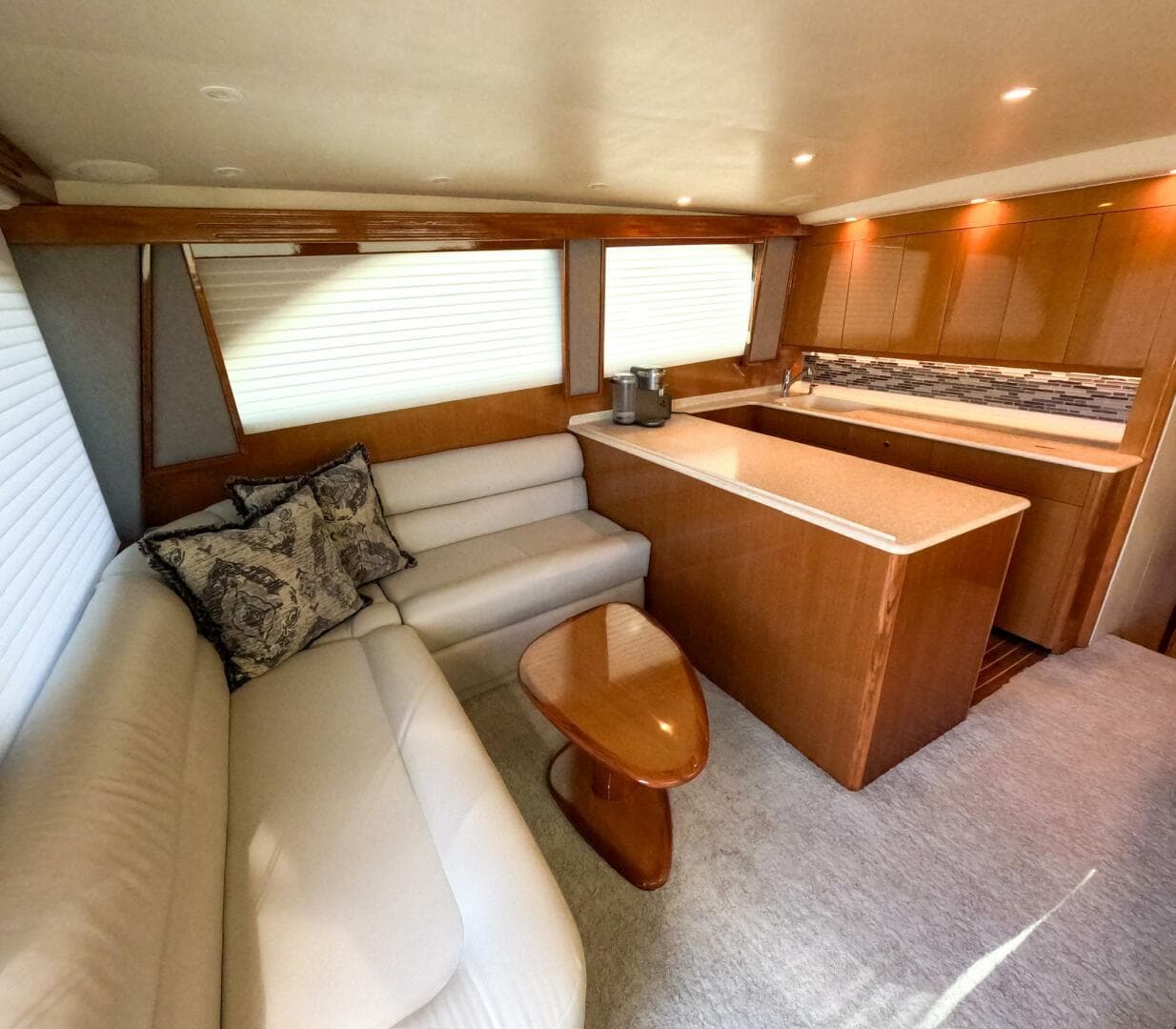 2004 Viking 45 Convertible