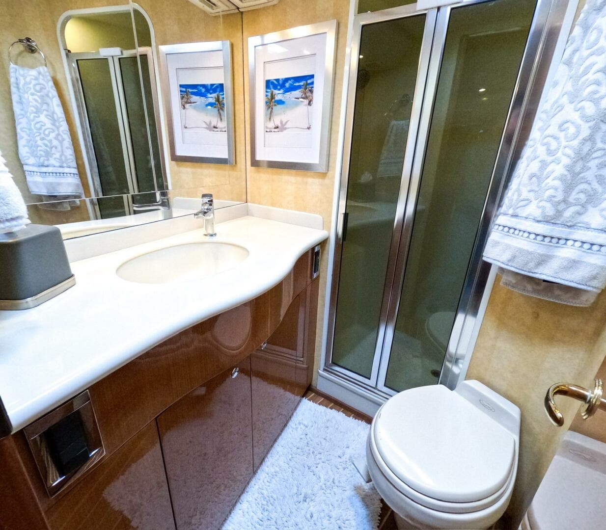 2004 Viking 45 Convertible