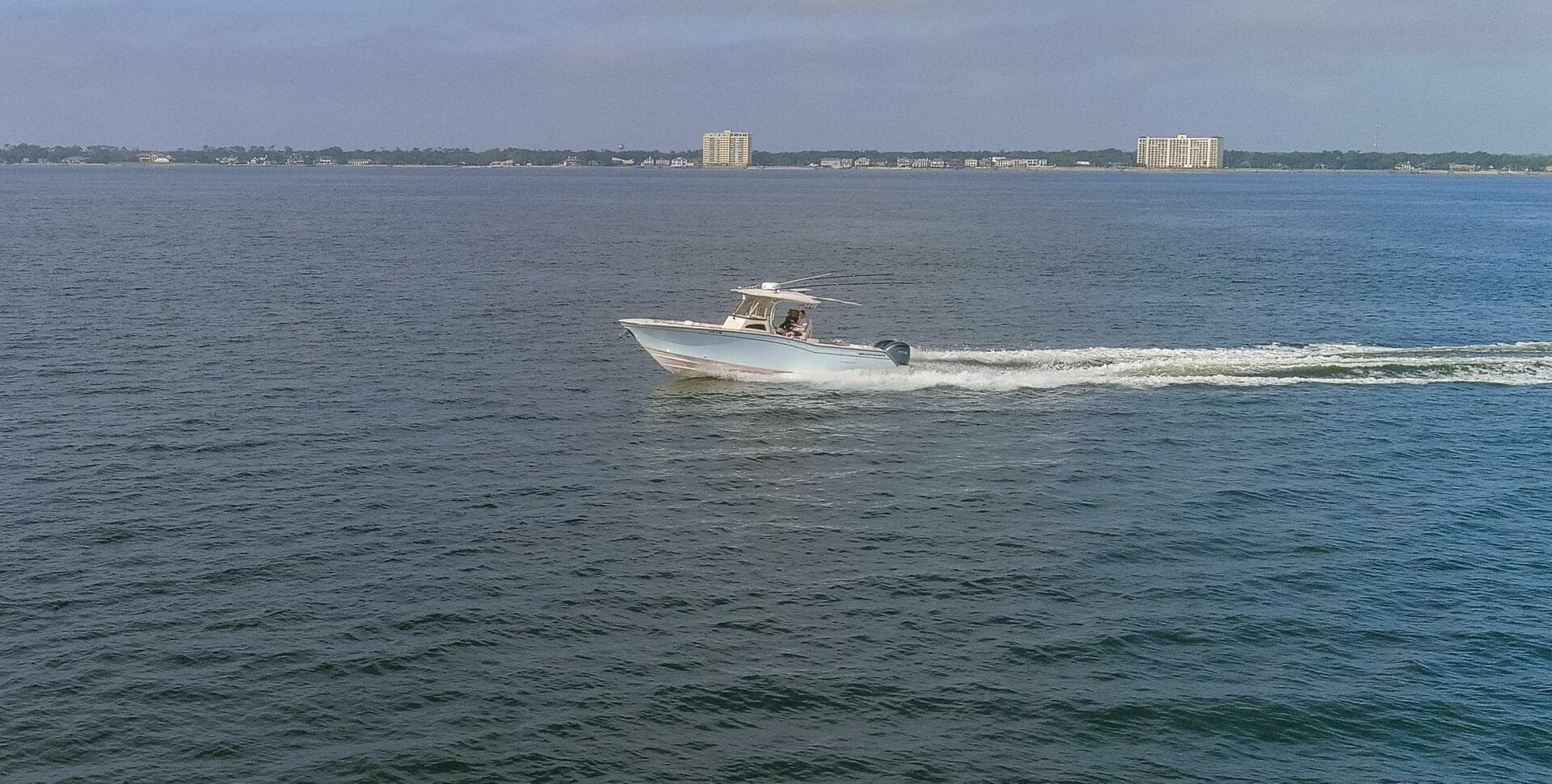 2022 32 Grady White Canyon 326 Running (3)