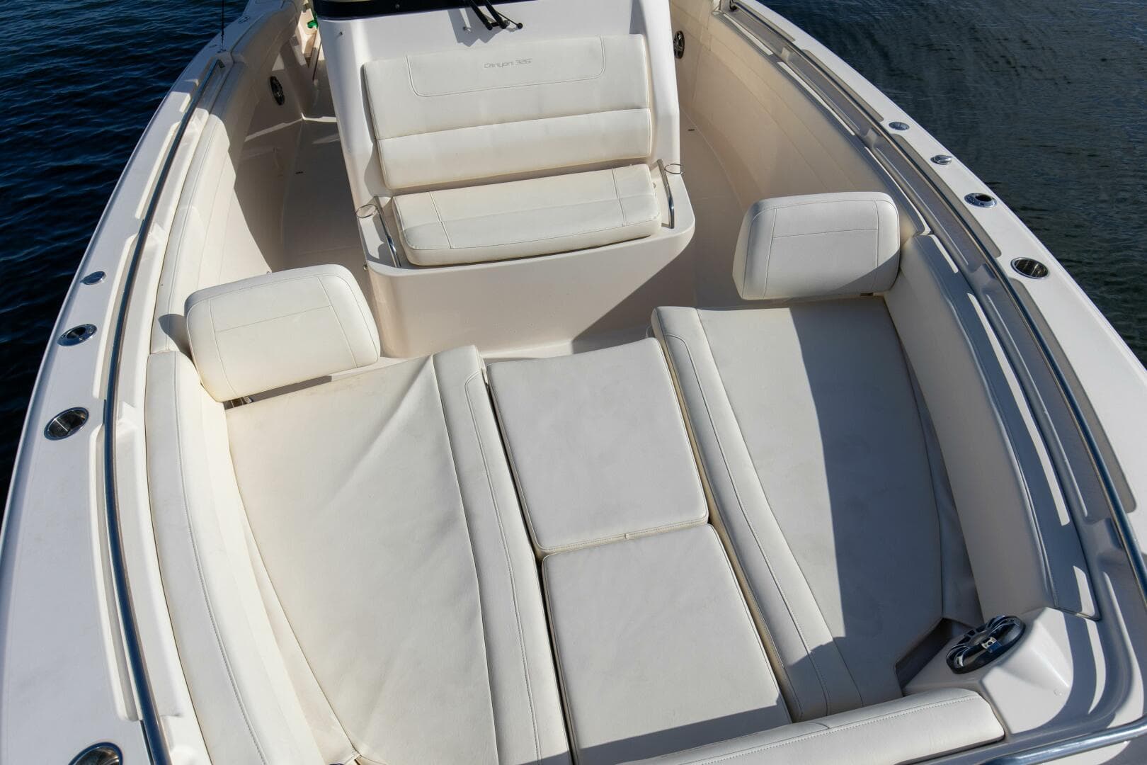 2022 32 Grady White Canyon 326 Bow (2)