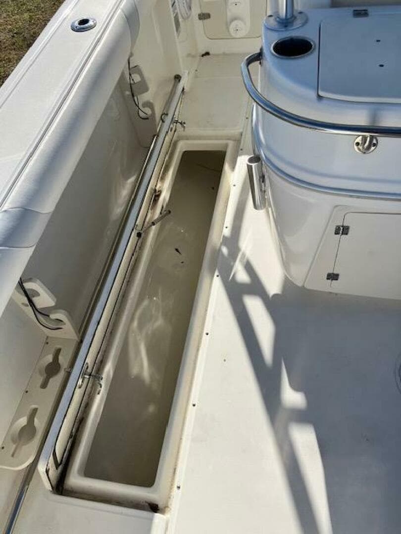 2008 Boston Whaler 320 Outrage