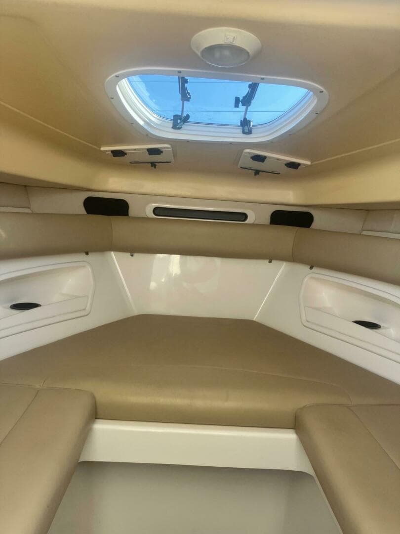 2008 Boston Whaler 320 Outrage