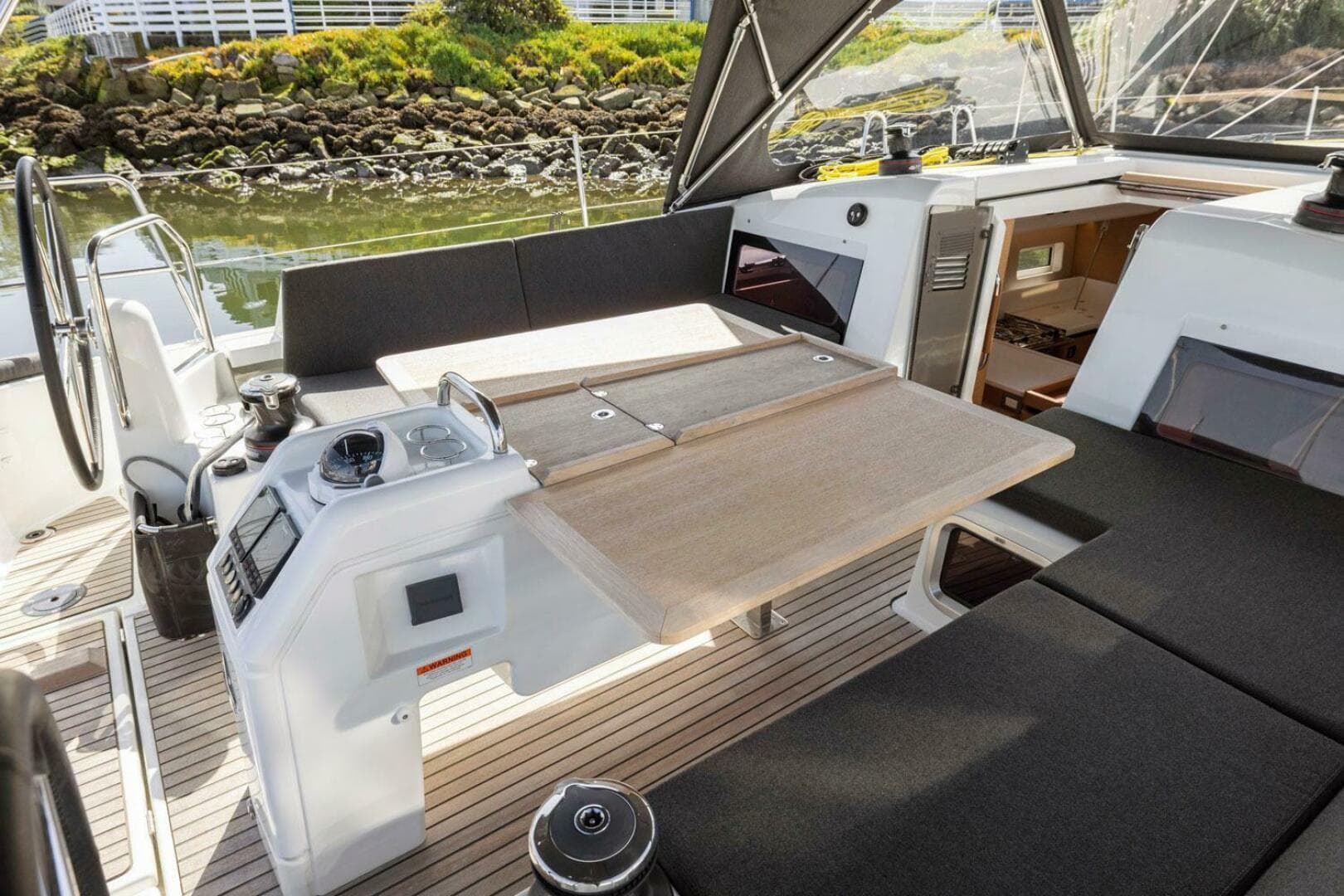 2022 Jeanneau Sun Odyssey 440