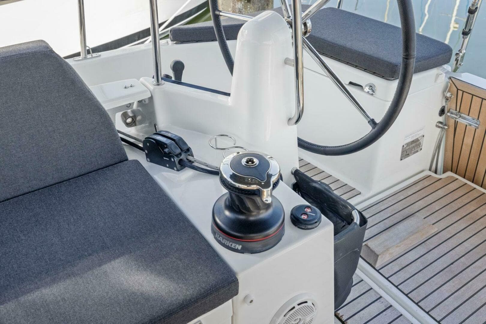 2022 Jeanneau Sun Odyssey 440