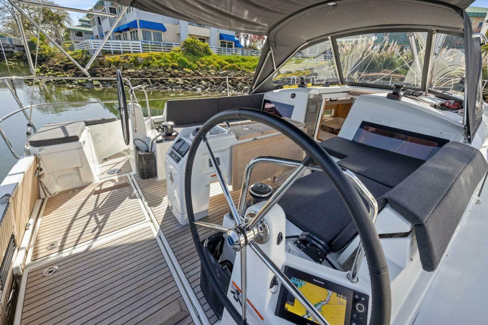 2022 Jeanneau Sun Odyssey 440