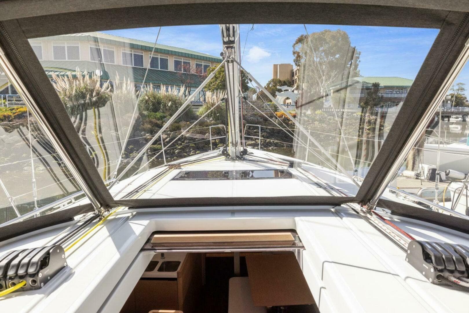 2022 Jeanneau Sun Odyssey 440