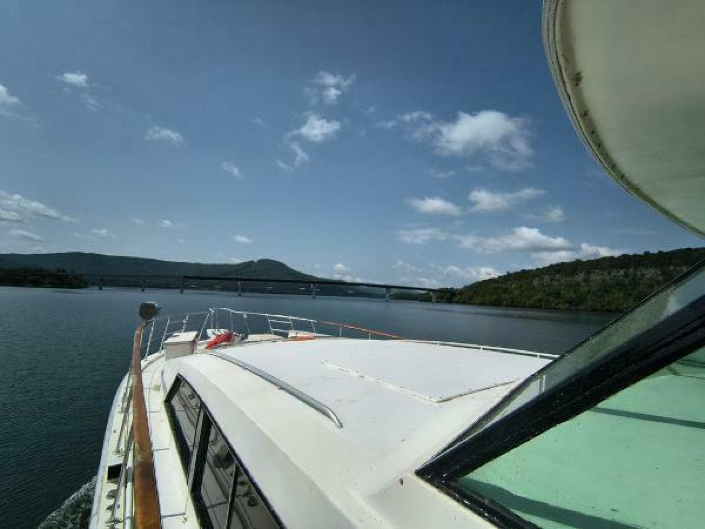 1976 Bertram Flybridge MY