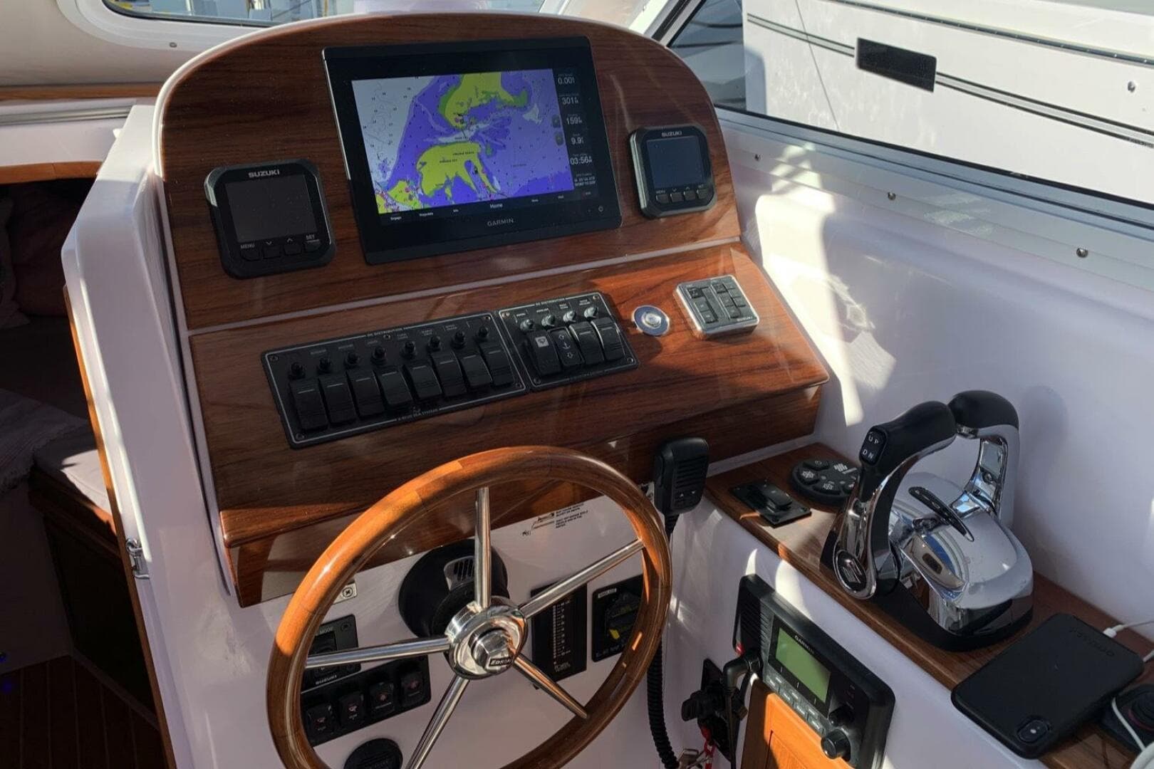 2020 True North 34 Outboard