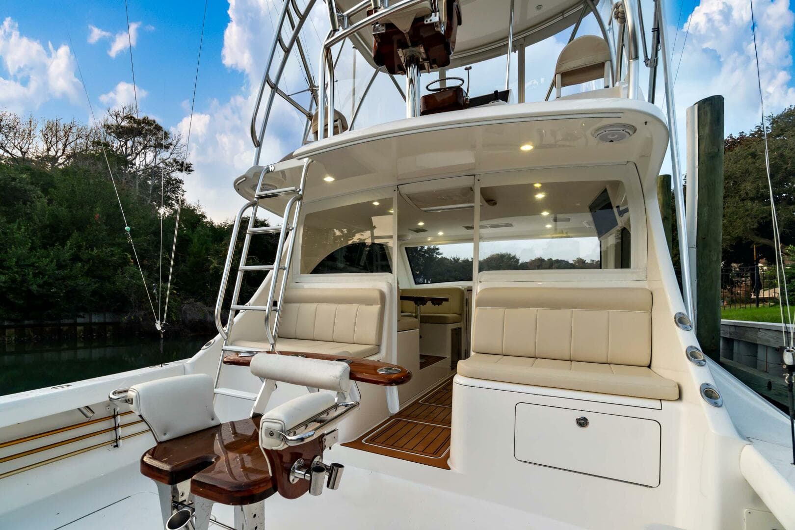 2021 Viking 38 Billfish