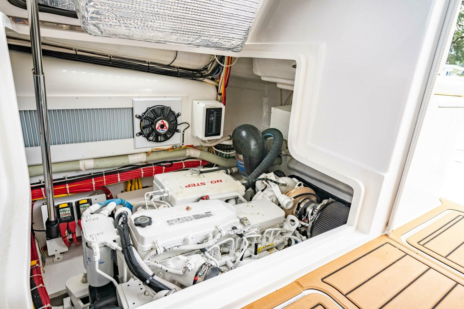 2021 Viking 38 Billfish